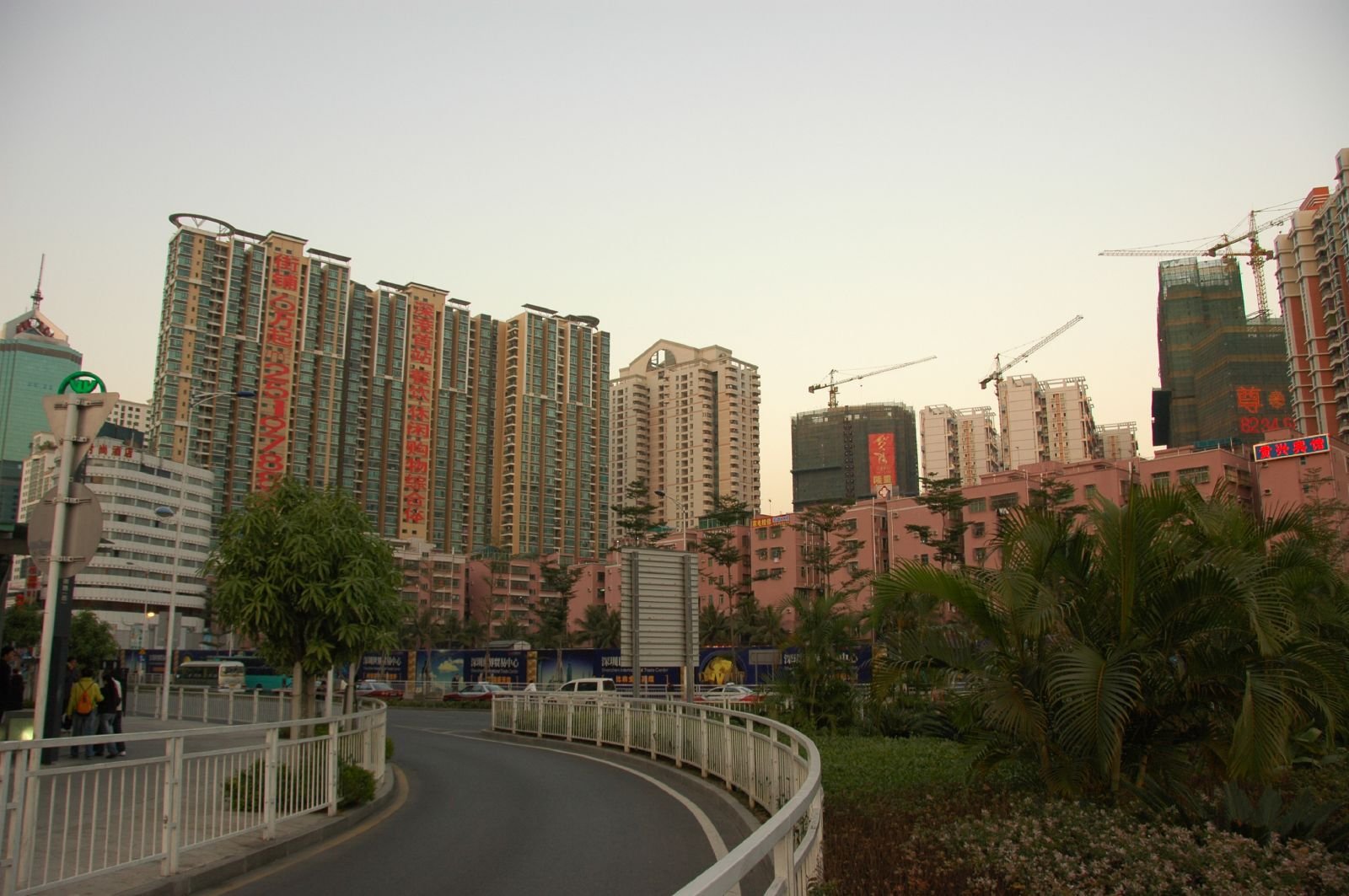 Chengqu, China: Things to Do, Hotels & Travel Guide